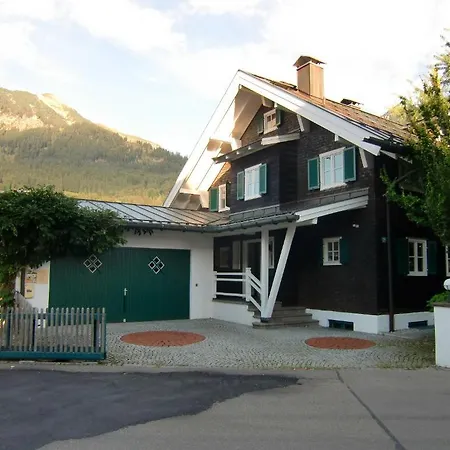 Holiday home Alpchalet *